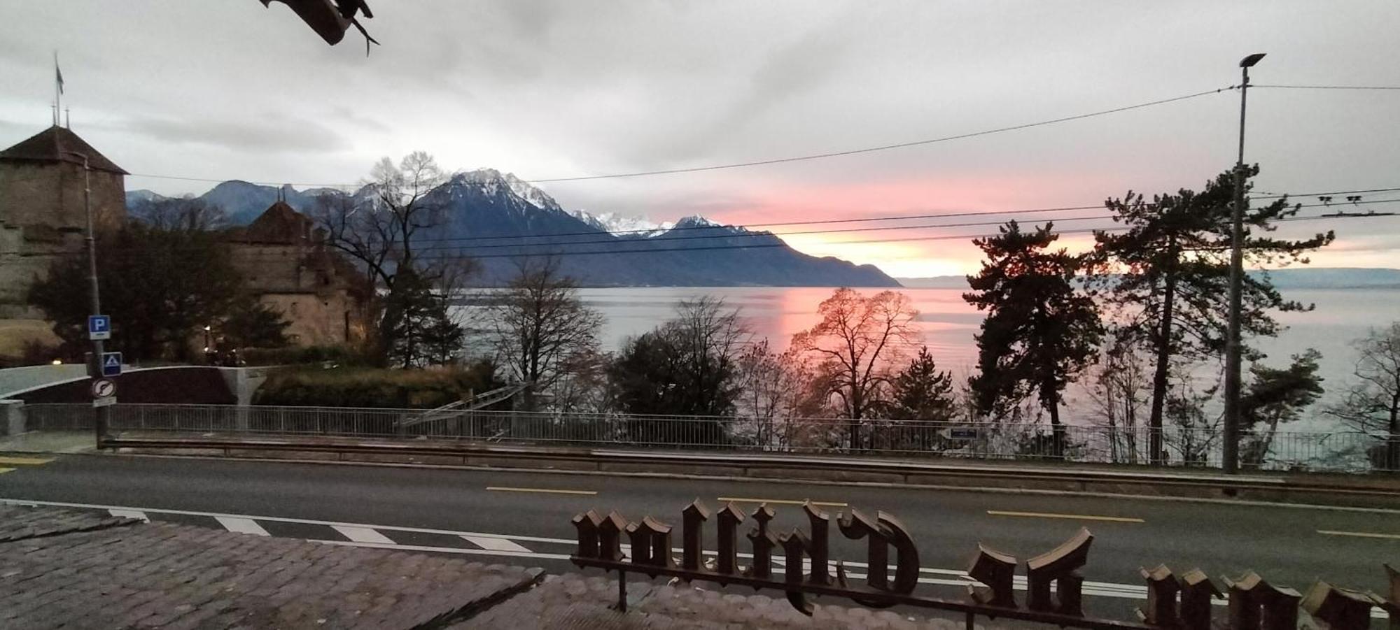 Castle View Aparthotel Veytaux Bagian luar foto